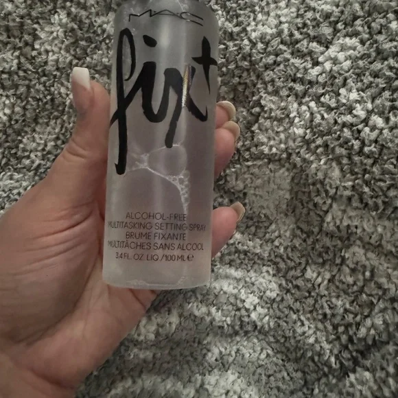 BNIB Mac Fix+ - Picture 3 of 3